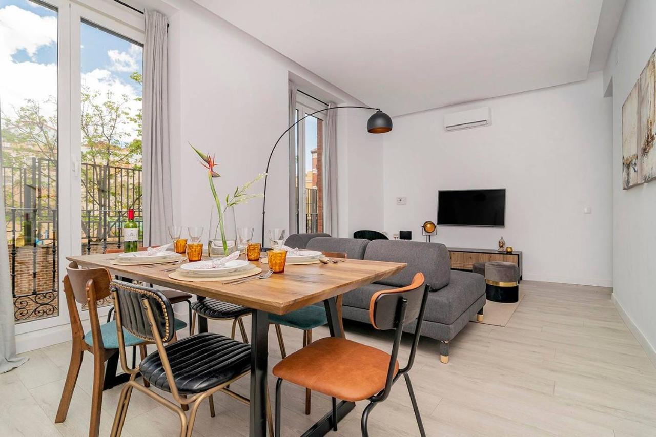 Apartment With Balconies In La Latina By Batuecas مدريد المظهر الخارجي الصورة